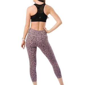 ZYIA Active Lilac Jaguar Fit n Free Hi-rise 7/8 24"